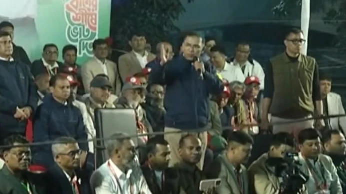 বিগত ১৫ বছরে মেগা প্রজেক্টের নামে লুটপাট করেছে: তারেক রহমান