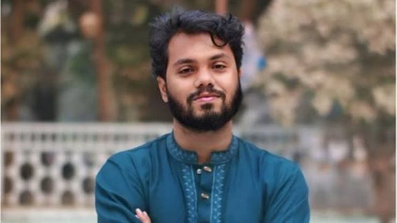 এক রাতে ৩০টি নম্বর থেকে হত্যা-ধর্ষণের হুমকি পেয়েছেন বলে অভিযোগ ওসমান হাদির