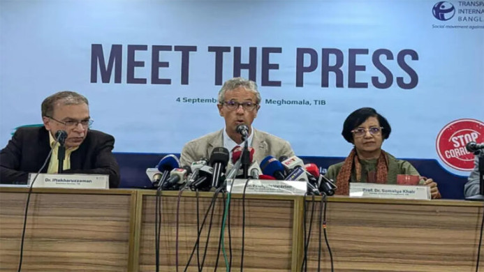 জুলাই অভ্যুত্থানের পর দুর্নীতি হ্রাস, তবে শেকড় এখনো অটুট: টিআই প্রধান