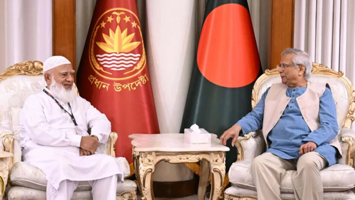 সব ভোটকেন্দ্রে সিসিটিভি বসানোর আশ্বাস প্রধান উপদেষ্টার