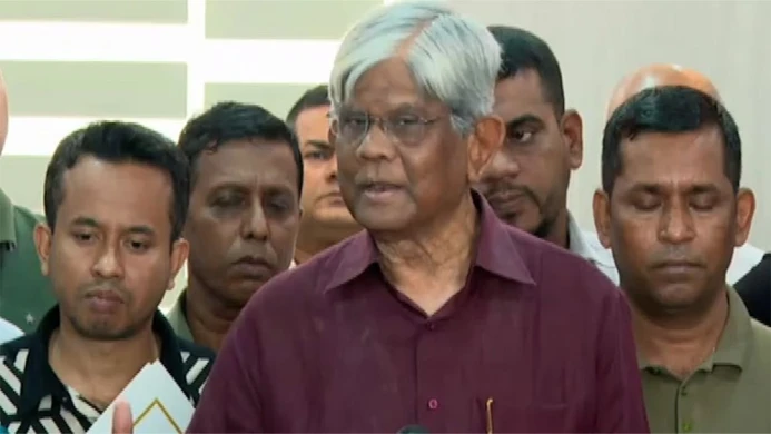 ভোটকেন্দ্রে নজরদারি বাড়াতে বডি ক্যামেরা কেনার উদ্যোগ: অর্থ উপদেষ্টা