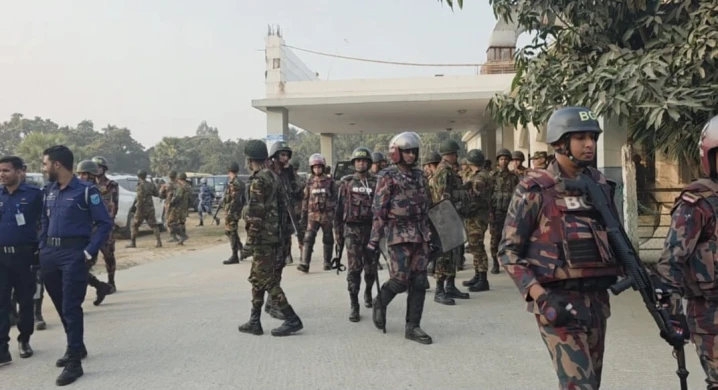 ভোটের আগে রূপগঞ্জে নিরাপত্তা প্রস্তুতি, মহড়ায় আইনশৃঙ্খলা বাহিনী