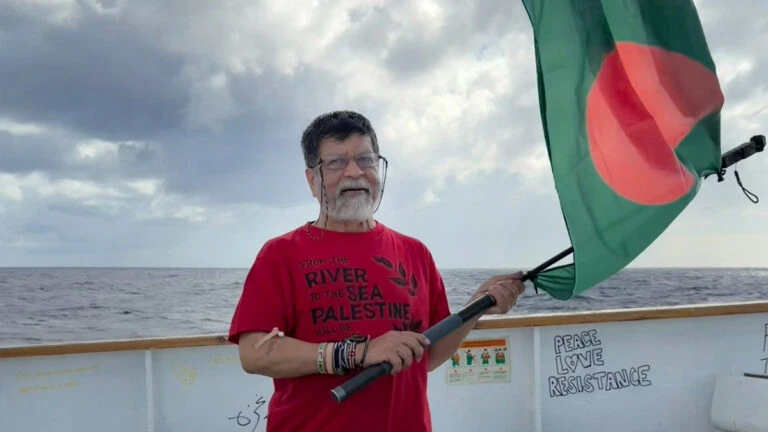 শহিদুল আলমের কনশেনস জাহাজ ‘রেড জোন’-এর খুব কাছে পৌঁছেছে