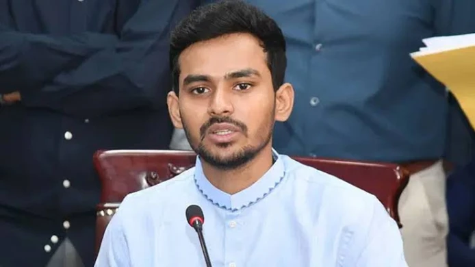 এনসিপিতে যুক্ত হচ্ছেন আসিফ মাহমুদ