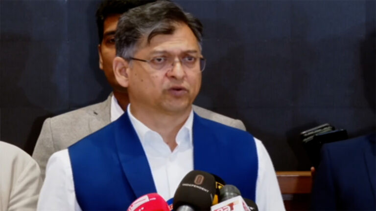 জুলাই সনদে স্বাক্ষরে প্রস্তুত বিএনপি, সংশোধনী না মানলে প্রতিক্রিয়া জানাবে: সালাহউদ্দিন আহমেদ