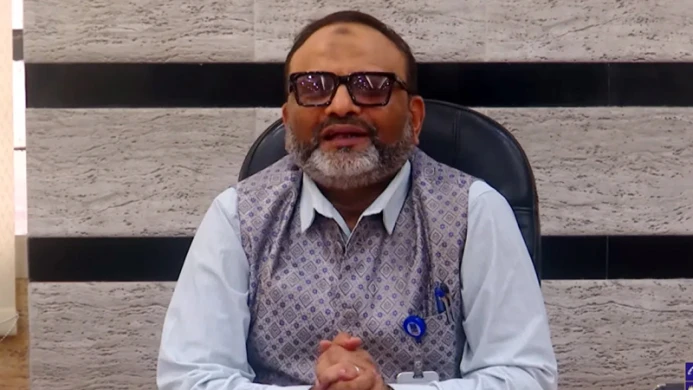 ঢাকা বিশ্ববিদ্যালয়ের উপাচার্যের পদত্যাগের ঘোষণা