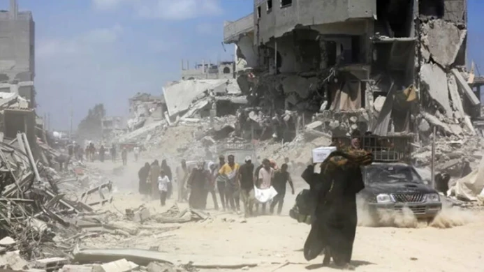 গাজা সিটি ছাড়তে বাধ্য হাজারো বাসিন্দা, তীব্র আগ্রাসনের মুখে পালাচ্ছে মানুষ