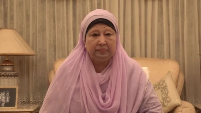 হাসপাতালে চিকিৎসাধীন খালেদা জিয়া, দোয়া চাইলেন দেশবাসীর