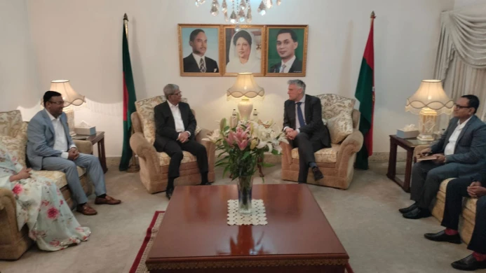 নেদারল্যান্ডসের রাষ্ট্রদূতের সঙ্গে বিএনপি মহাসচিব মির্জা ফখরুলের সৌজন্য সাক্ষাৎ