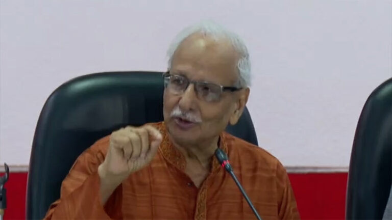 সংস্কার উপেক্ষা করলে রাজনৈতিক দলগুলোকে কঠিন মাশুল দিতে হবে: বদিউল আলম মজুমদার