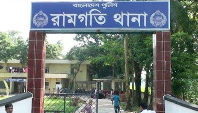 সাবেক ইউপি মেম্বারকে মব সৃষ্টি করে মারধরের অভিযোগ রামগতি উপজেলা ছাত্রদলের বিরুদ্ধে