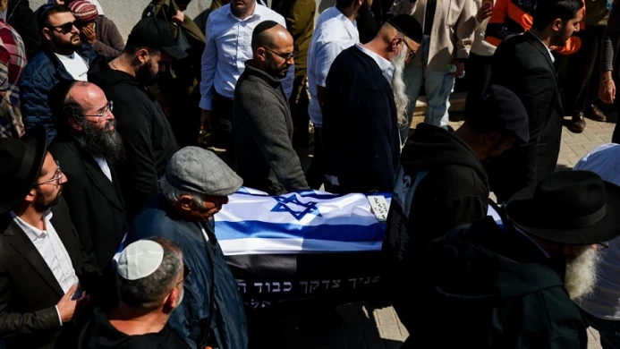 ইরানি হামলায় ইসরায়েলে নিহত ১৩, আহত প্রায় দুই হাজার