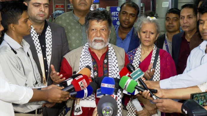 দেশে ফিরলেন শহিদুল আলম, গাজার মুক্তির লড়াই অব্যাহত রাখার আহ্বান