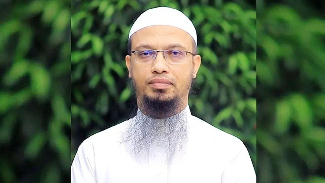 দেশের ইতিবাচক পরিবর্তনের জন্য  ‘হ্যাঁ’ ভোট চাইলেন শায়খ আহমাদুল্লাহ