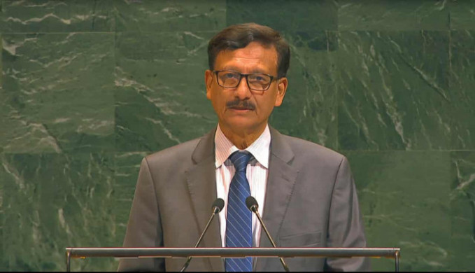 ফিলিস্তিনে যুদ্ধবিরতি ও মানবিক সহায়তার আহ্বান বাংলাদেশের