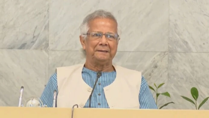 পরনির্ভরতা নয়, এখন লক্ষ্য স্বনির্ভর বাংলাদেশ: প্রধান উপদেষ্টা