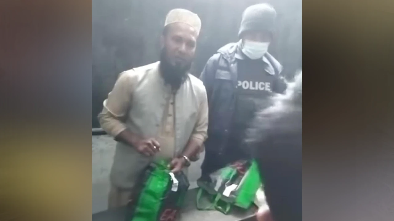 পটুয়াখালী ৫০ লাখ টাকাসহ স্বেচ্ছাসেবক দল নেতা গ্রেফতার