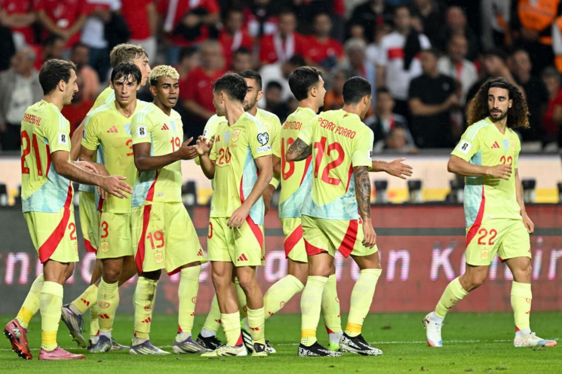 বিশ্বকাপ বাছাইপর্বে তুরস্ককে বিধ্বস্ত করে স্পেনের গোল উৎসব