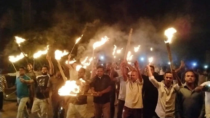 বিএনপির মনোনয়নবঞ্চিত নেতাদের সমর্থকদের দেশের বিভিন্ন স্থানে বিক্ষোভ