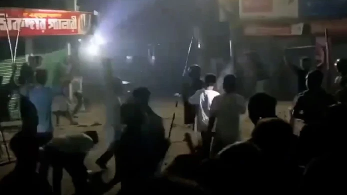 ব্রাহ্মণবাড়িয়ায় পুকুরে গোসল নিয়ে রাতে দুই গ্রামের সংঘর্ষ