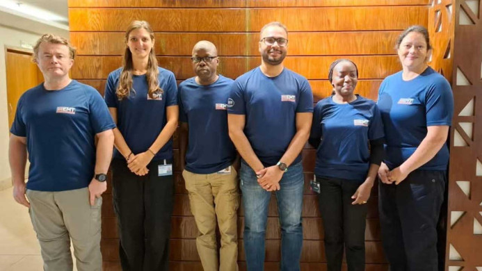 মাইলস্টোনে আহতদের উন্নত  চিকিৎসা দিতে ঢাকায় পৌঁছেছে ইউকের একটি চিকিৎসক দল