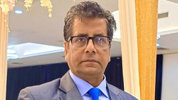 সন্ত্রাসবিরোধী মামলায় সাংবাদিক আনিস আলমগীরের ৫ দিনের রিমান্ড