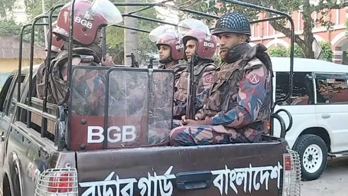 আজ থেকে ভোটকেন্দ্র ঘিরে মাঠে আইনশৃঙ্খলা বাহিনী