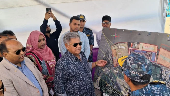 দেশের স্বার্থের বিপরীতে কোনো সিদ্ধান্ত নয়: নৌ উপদেষ্টা