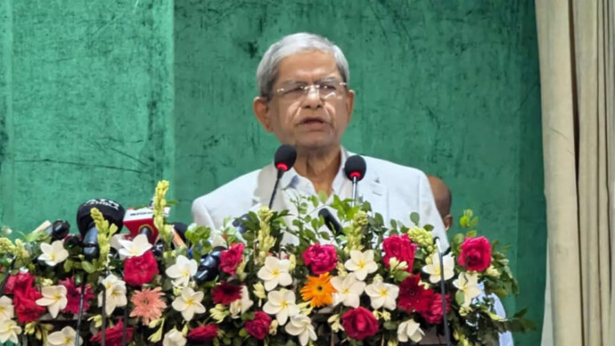 ভারত থেকে বসে হুমকি দিচ্ছেন ফ্যাসিস্ট শেখ হাসিনা: শাহবাগে ছাত্রদল সমাবেশে মির্জা ফখরুল