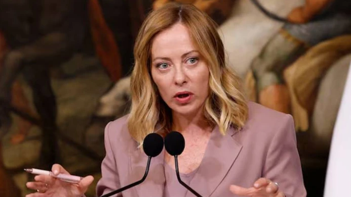 ইরানের স্কুলে হত্যাকাণ্ডের প্রতিবাদ জানালেন ইতালির প্রধানমন্ত্রী