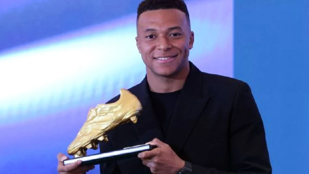 মৌসুমে ৪৪ গোলের পর এমবাপ্পে জিতলেন ইউরোপিয়ান গোল্ডেন বুট