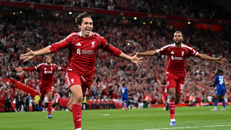 আবেগঘন আনফিল্ডে লিভারপুলের দারুণ সূচনা, বোর্নমাউথকে ৪–২ গোলে হারালো লিভারপুল