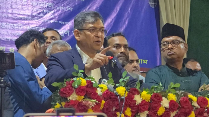 জুলাই সনদের প্রতিটি শব্দ বাস্তবায়নে সরকার অঙ্গীকারবদ্ধ: স্বরাষ্ট্রমন্ত্রী