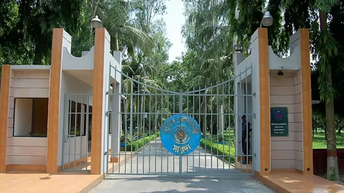 জুলাই হত্যা মামলায় অভিযুক্ত ডিআইজি পুলিশ একাডেমি থেকে পালিয়ে গেছেন