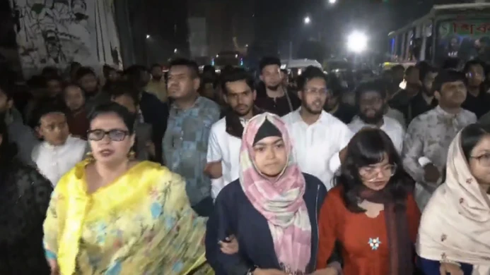 সারাদেশে সহিংসতা-হামলার প্রতিবাদে এনসিপির  বিক্ষোভ মিছিল