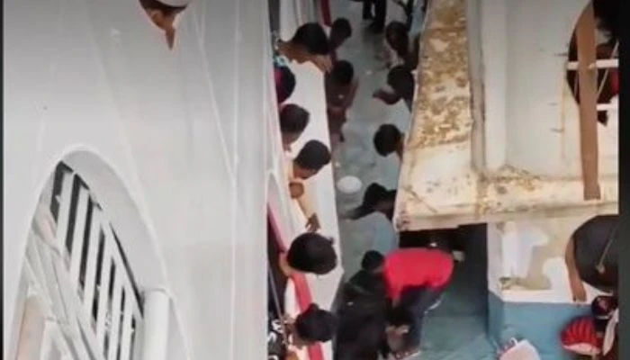 সদরঘাটে দুই লঞ্চের সংঘর্ষে যুবক নিহত, নিখোঁজ ৩