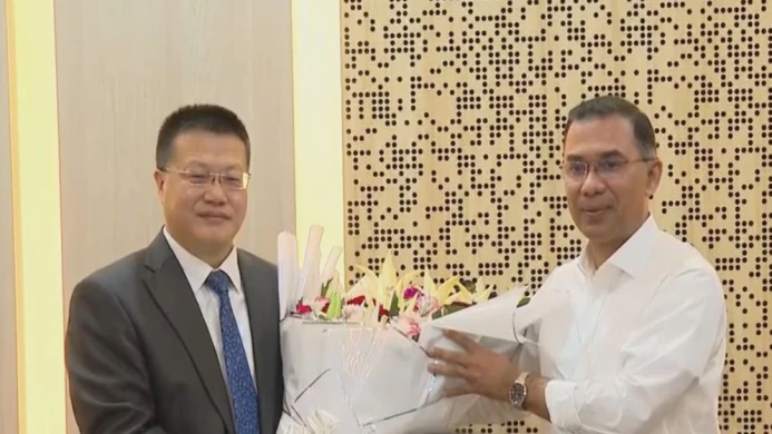 প্রধানমন্ত্রীর সঙ্গে চীনা রাষ্ট্রদূতের সৌজন্য সাক্ষাৎ