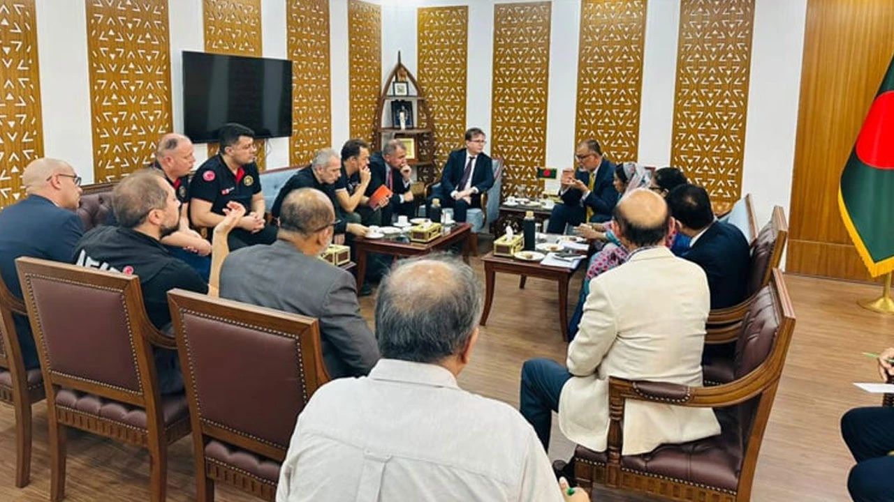 অগ্নিকাণ্ডের কারণ অনুসন্ধানে শাহজালালে তুর্কি বিশেষজ্ঞদের সহায়তা