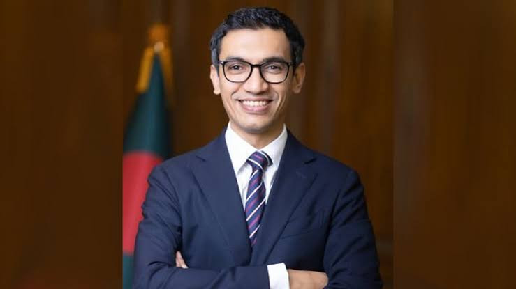 চট্টগ্রাম বন্দরের সক্ষমতা কয়েক গুণ বাড়ছে, ডিসেম্বরেই বিদেশি অপারেটর নিয়োগ সম্পন্ন: বিডা চেয়ারম্যান