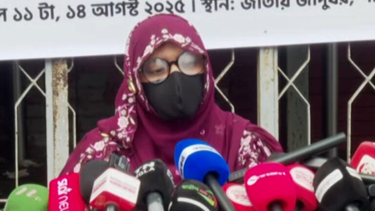 ইশরাক হোসেনের বিরুদ্ধে সমন্বয়ক অপুর জোরপূর্বক ভিডিও স্বীকারোক্তির অভিযোগ, দাবি তার স্ত্রীর