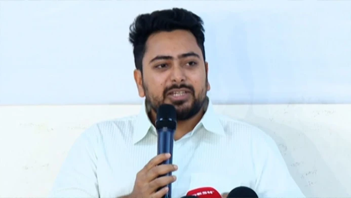 বিএনপি সংস্কারে বাধা দিচ্ছে, জামায়াত চায় ভোট পেছাতে: নাহিদ ইসলাম