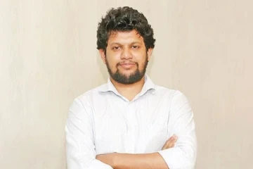 ২৪–৭১ বিভাজন থেকেই লীগ ফিরে এসেছে: মাহফুজ আলম