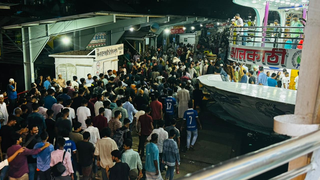 সদরঘাটে বিএনপি নেতাকর্মীদের হামলায় জবি শিক্ষার্থীসহ আহত ৯, মূল অভিযুক্ত গ্রেফতার