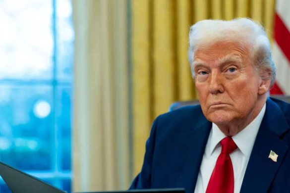 Canada and Mexico face 25% tariffs on Saturday, Trump says