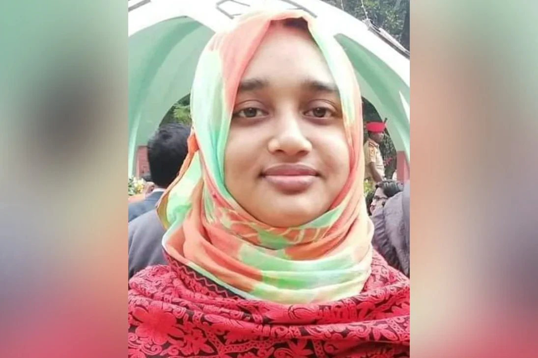 কর্মচারীর ছুরিকাঘাতে প্রাণ গেল ইবির সহকারী অধ্যাপকের