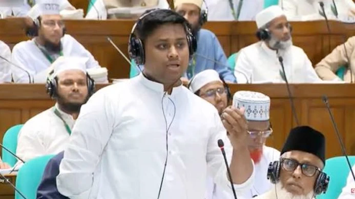 সরকারের ভুল সিদ্ধান্তেই দেশে তীব্র লোডশেডিং: হাসনাত আবদুল্লাহ