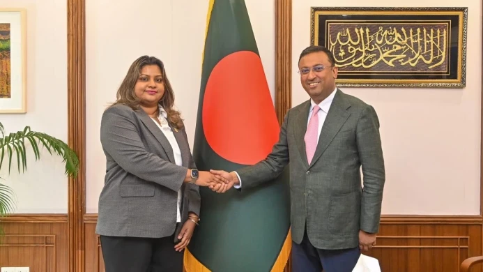 মালদ্বীপের হাইকমিশনারের সঙ্গে পররাষ্ট্র উপদেষ্টার বৈঠক