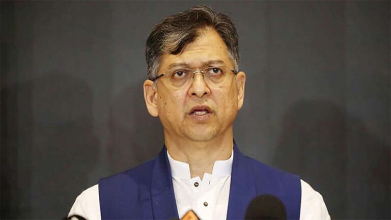 অস্থিতিশীল করে নির্বাচন বিলম্ব করার চেষ্টা করছে অগণতান্ত্রিক শক্তি: সালাহউদ্দিন আহমেদ