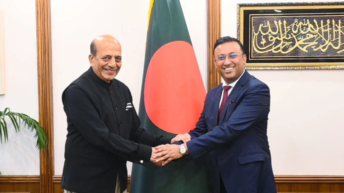 ভারতের হাইকমিশনারের সঙ্গে বৈঠক করলেন পররাষ্ট্রবিষয়ক উপদেষ্টা