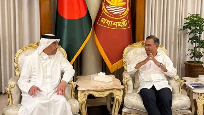 কাতারের শ্রমমন্ত্রীর সঙ্গে প্রধানমন্ত্রীর সৌজন্য বৈঠক